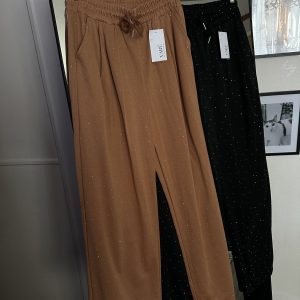 Pantalón buzo con brillos